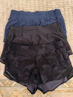 Lululemon Hotty Hot Shorts 2.5 size 8